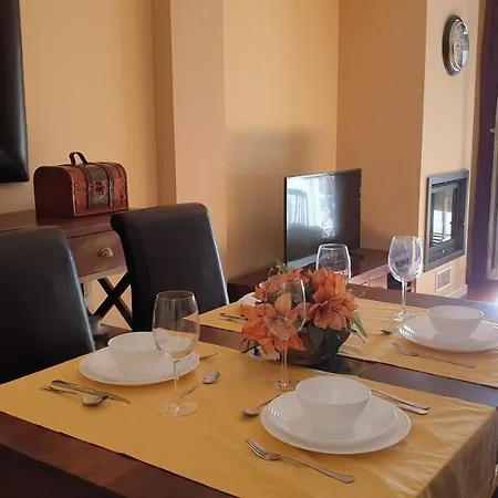 Acogedor Apartamento En Las Margas - Wifi - Acceso Privado - Aventura, Esqui Y Golf Sabiñánigo Exterior foto