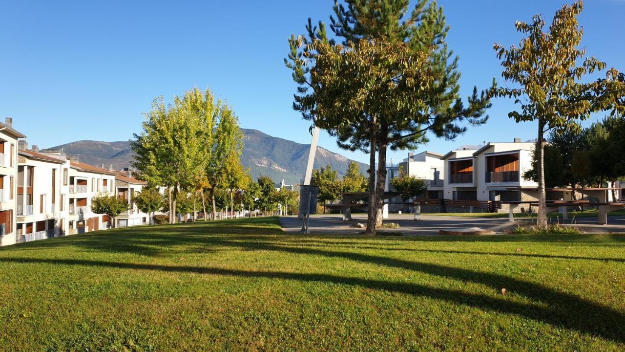 Apartment Acogedor En Margas - Wifi - Acceso Privado - Aventura, Esqui Y Golf Sabinanigo
